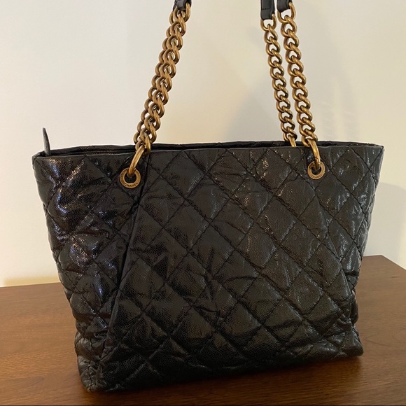 Chanel Coco Pleats Tote - black / metallic - Picture 3 of 6